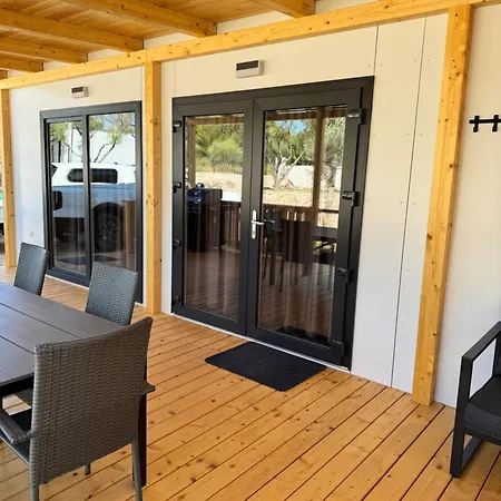 Hébergement de vacances Ahil 1 *